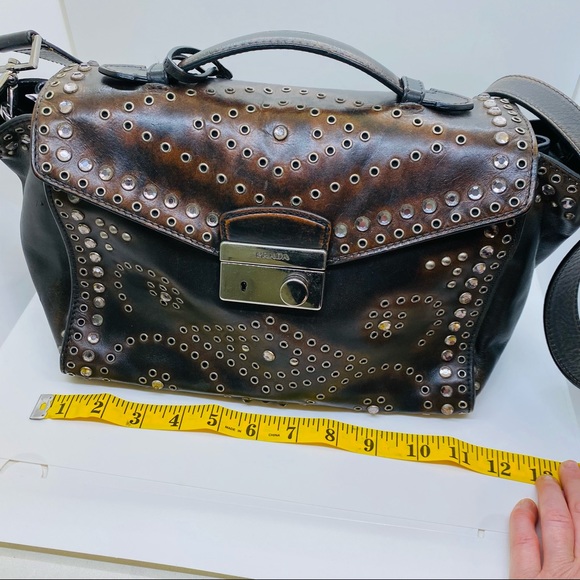 Prada Vitello Vintage Twin Pocket Satchel Bag, Black (Nero). - Picture 14 of 17